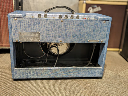 Supro 1624T Dual-Tone 24w Combo Amplifier w/Amp Cover (Used)