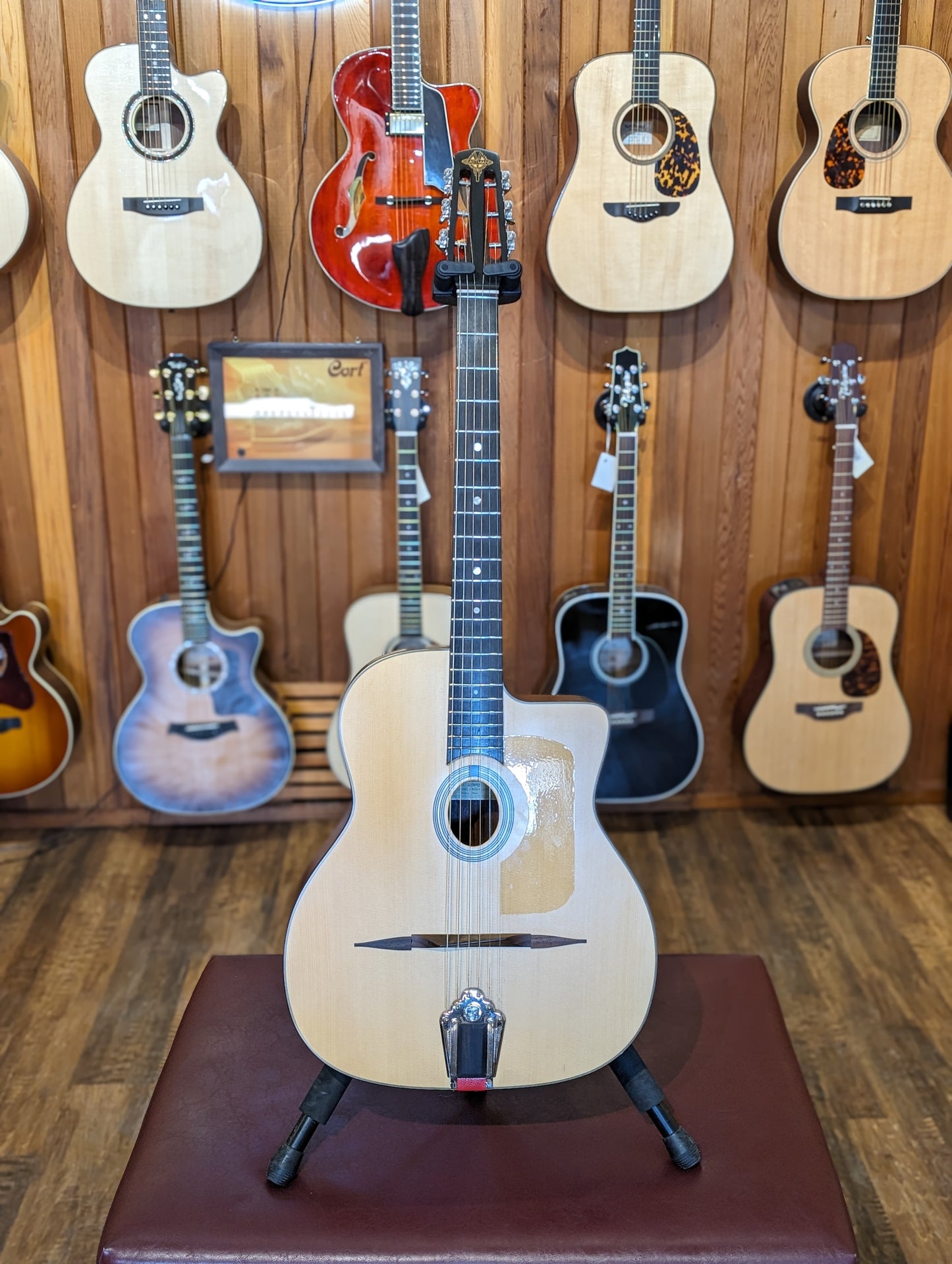 Eastman DM1 Gypsy Jazz Acoustic w/Gig Bag - Natural (2019)