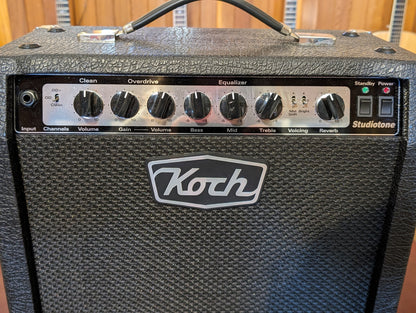 Koch Studiotone 20 Combo Amp w/Leather Cover (Used)