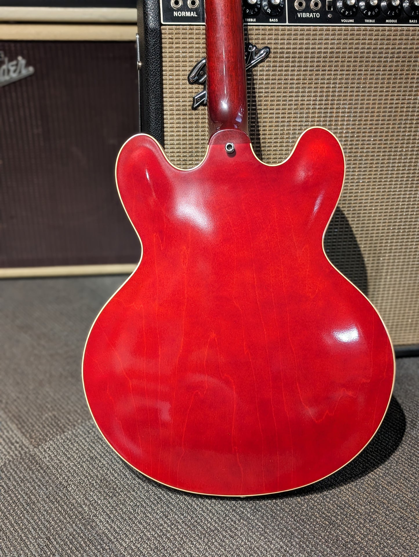 Gibson Dot ES-335 Semi-Hollow Electric Guitar w/Case - Satin Red (2005)