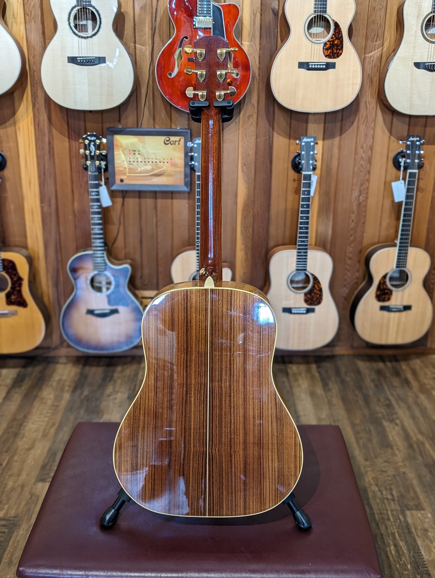 Alvarez Yairi DY-84 Slope Shoulder Acoustic/Electric Dreadnought w/Case (Used)