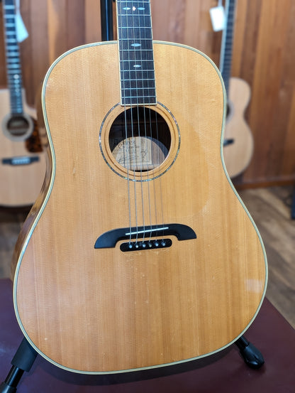 Alvarez Yairi DY-84 Slope Shoulder Acoustic/Electric Dreadnought w/Case (Used)