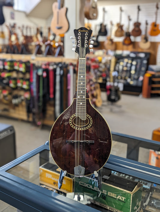 Eastman MD504 A-Style Mandolin w/Gig Bag - Classic Finish (2007)
