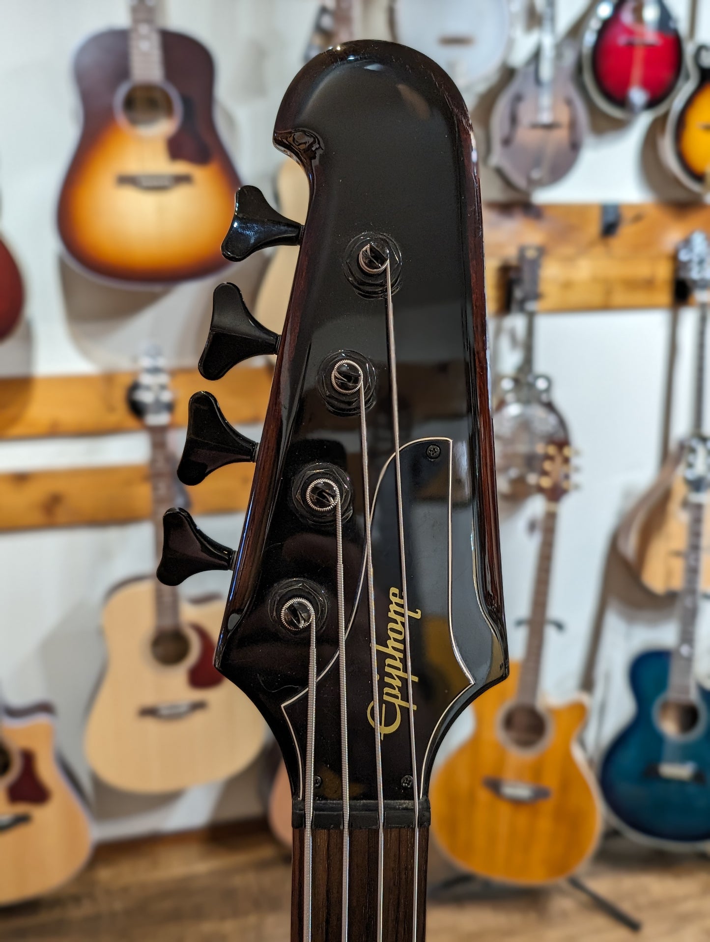 Epiphone Thunderbird IV 4-String Electric Bass Guitar - Vintage Sunburst (2008)