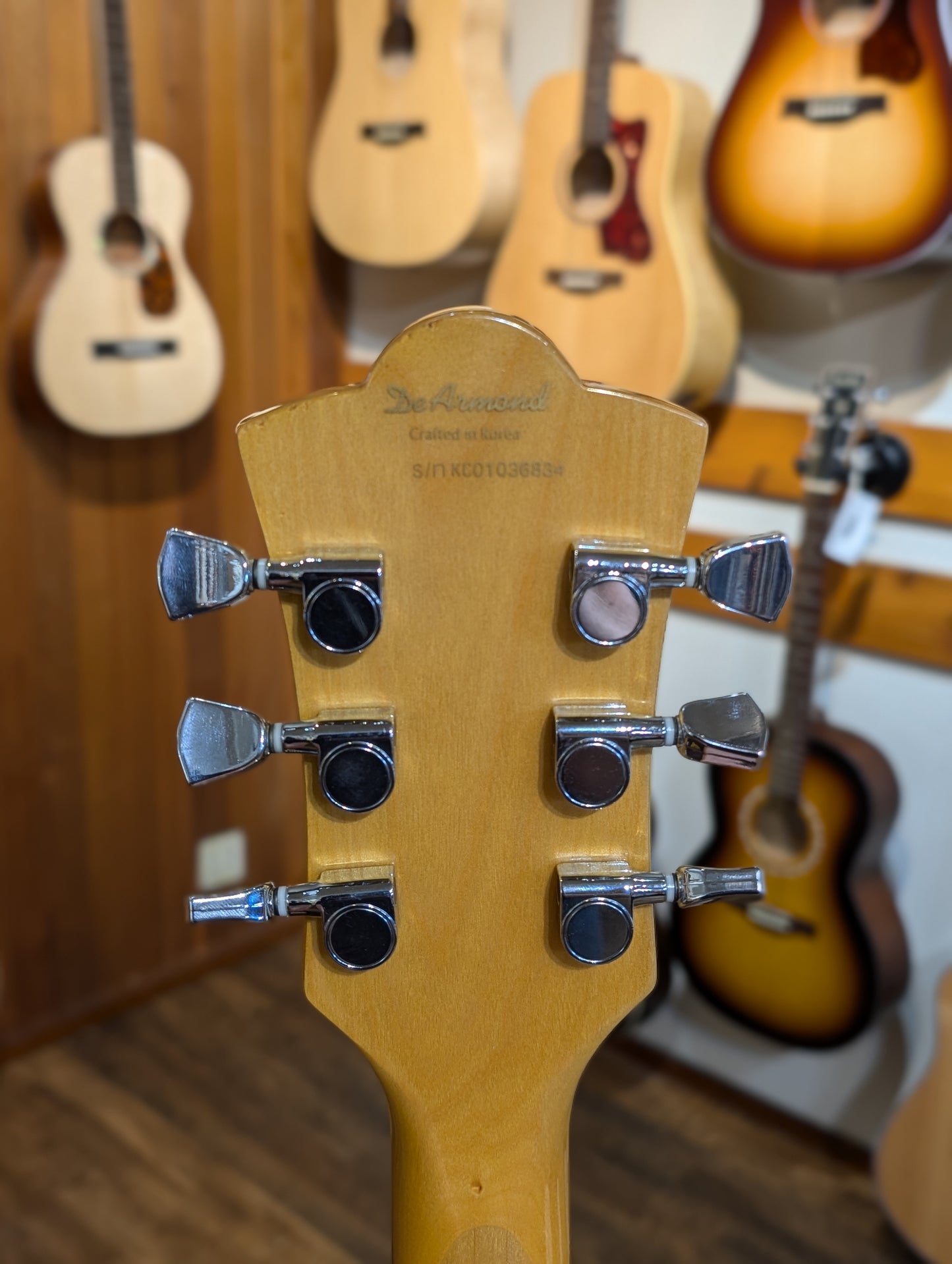 DeArmond X-155 Electric Archtop Guitar w/Case - Blonde (Used)