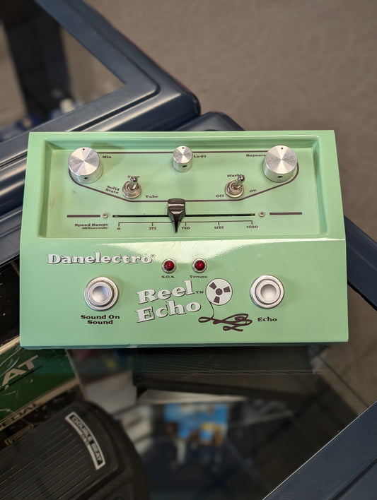 Danelectro Reel Echo Tape Delay Pedal (Used)
