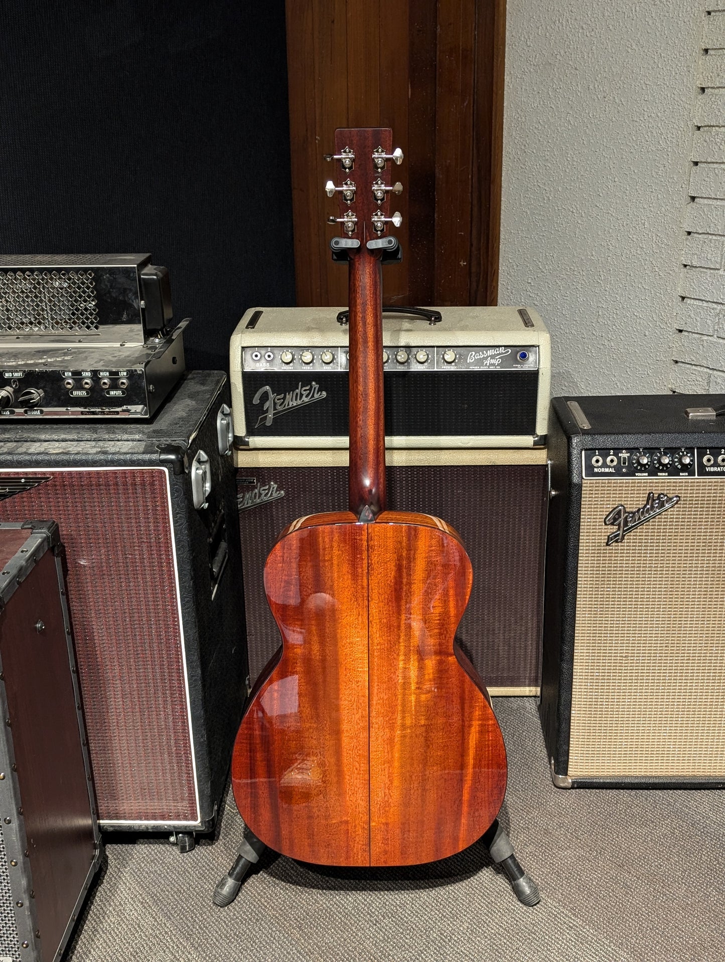 Eastman E10OM-TC Orchestra Acoustic Guitar w/Case - Natural (Serial #M2212648)