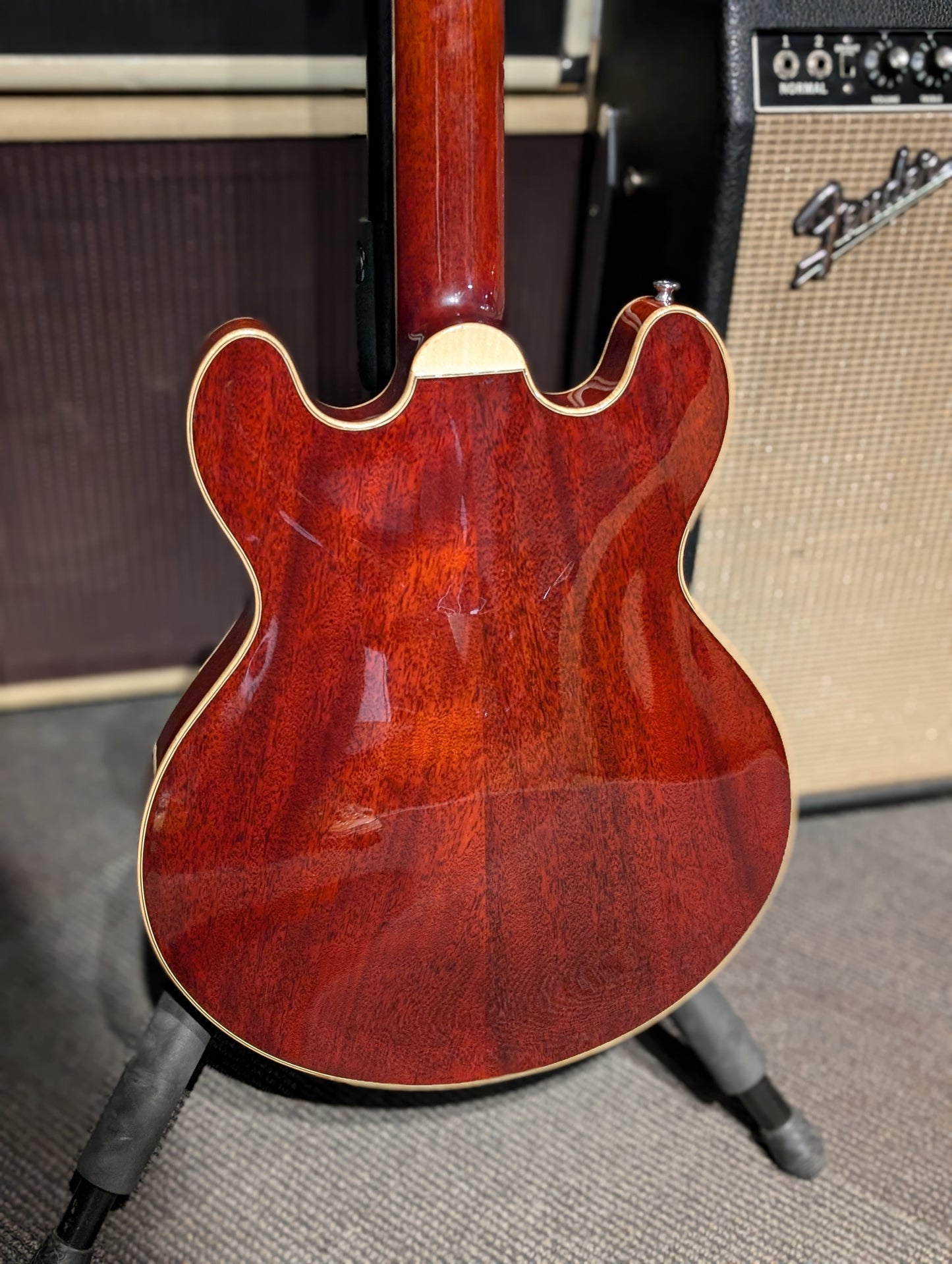 Eastman T184MX Semi-Hollow Electric Guitar w/Case - Classic Finish (Serial #P2303321)