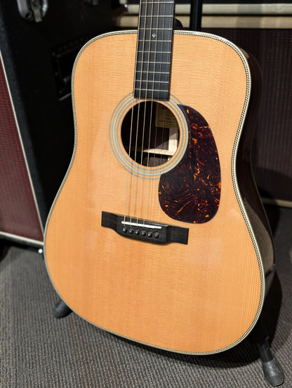 Eastman E20D-TC Dreadnought Acoustic Guitar w/Case (Serial #M2405829)