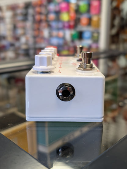 JHS The Milkman Slapback Delay/Boost Pedal (Used)