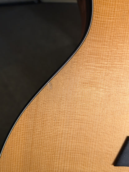 Taylor 114ce Grand Auditorium Acoustic/Electric Guitar w/Case (2012)