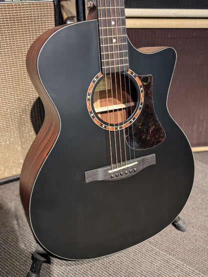 Eastman AC122-2CE Grand Auditorium Acoustic/Electrc Guitar w/Gig Bag - Black (Serial #M2235526)