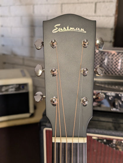 Eastman E10SS-TC Thermo Cured Slope Shoulder Dreadnought Acoustic Guitar w/Case - Sunburst (Serial #M2407621)