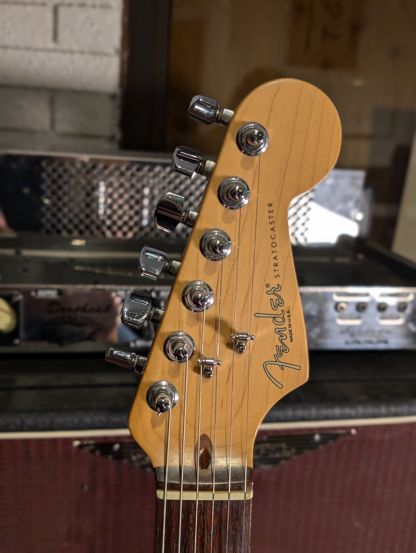 Fender USA Roadhouse Strat w/Case - Candy Apple Red with Rosewood Board (1999)