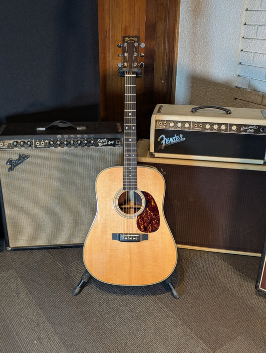 Martin Standard Series HD-28 Dreadnought Acoustic Guitar w/Case (2010)