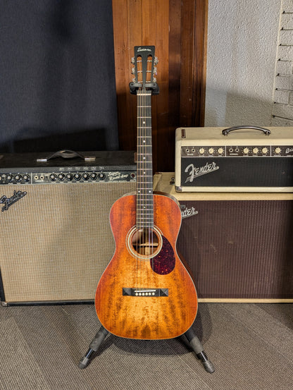 Eastman E1P Bluesmaster Limited Edition Parlor Acoustic Guitar w/Gig Bag - Classic Finish (Serial #M2333301)