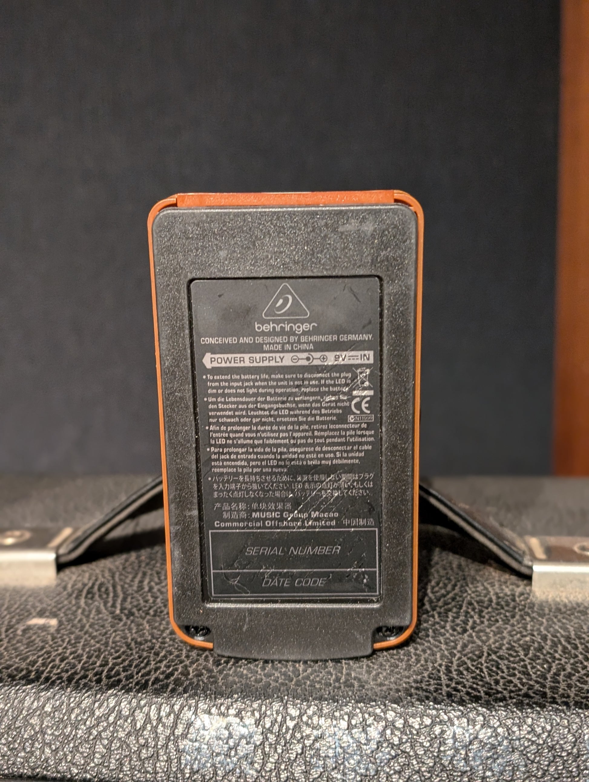 behringer tremolo pedal Behringer UT300 Ultra Tremolo Pedal (Used) – Acoustic Music Shop