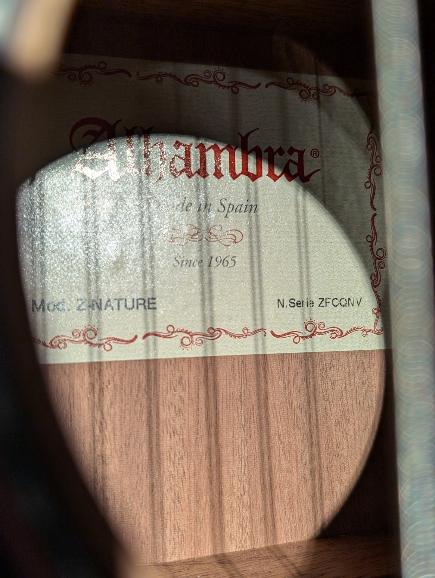 Alhambra Z-Nature Classical Guitar w/Bag (Serial #ZFCQNV)