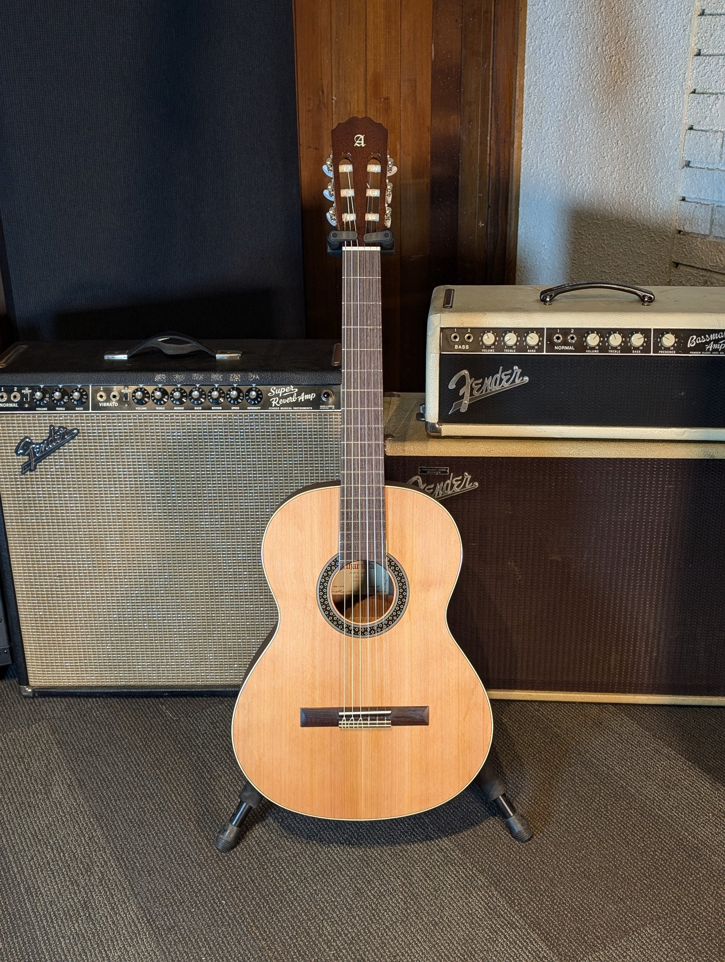 Alhambra 1C Hybrid Terra Classical Guitar w/Gig Bag (Serial #zFpVpP)