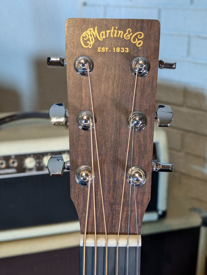 Martin Road Series 000-10E Acoustic/Electric Guitar w/Gig Bag (2022)