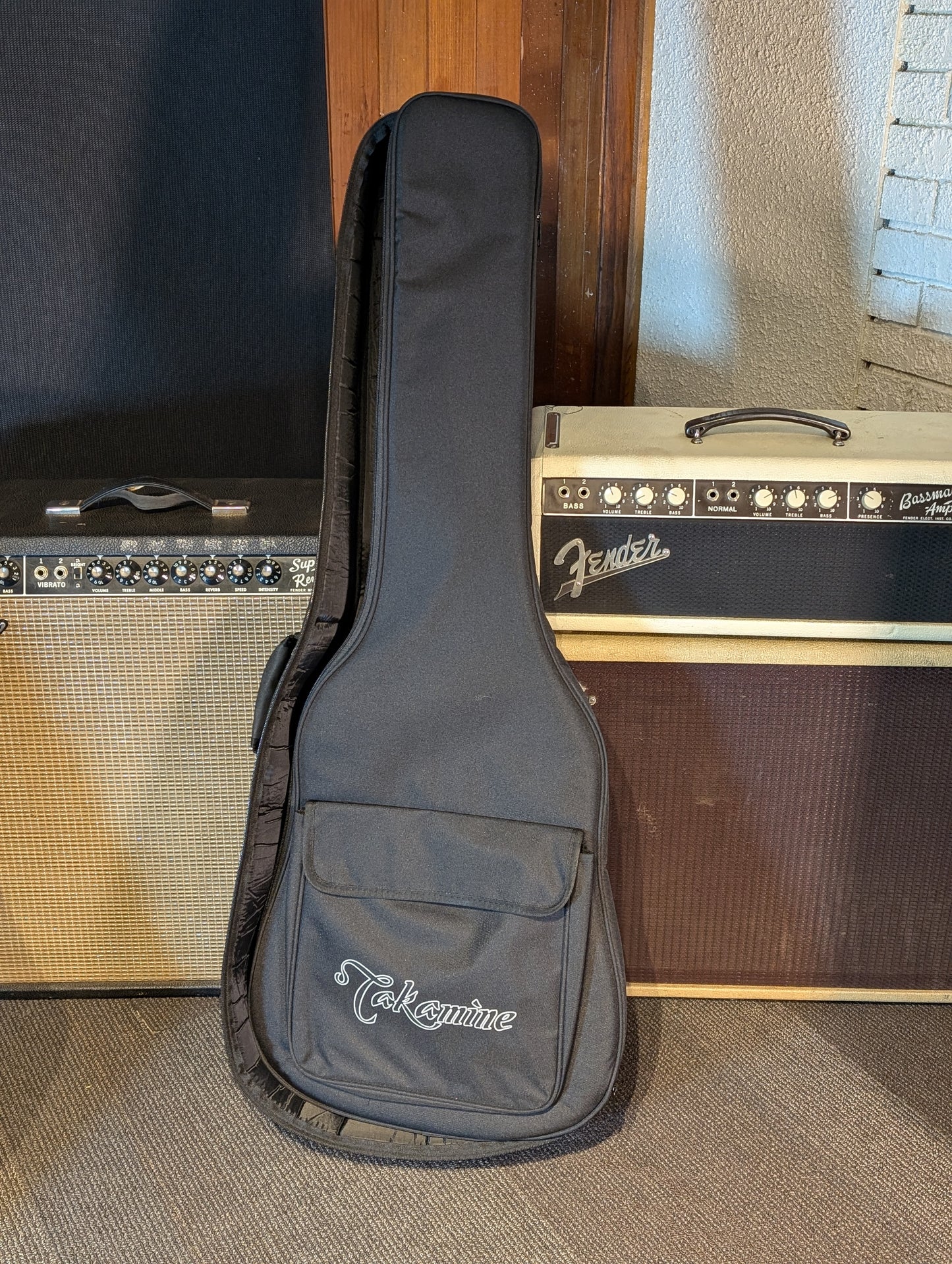 Takamine GD34CE Acoustic Electric Guitar w/Gig Bag - Gloss Black (Demo Stock)