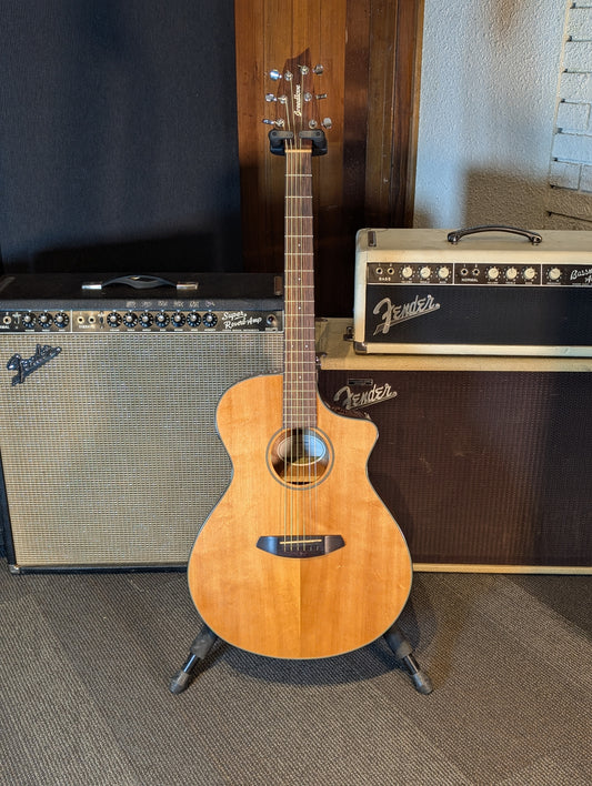 Breedlove Discovery Concert CE Acoustic/Electric Guitar w/Case (2017)