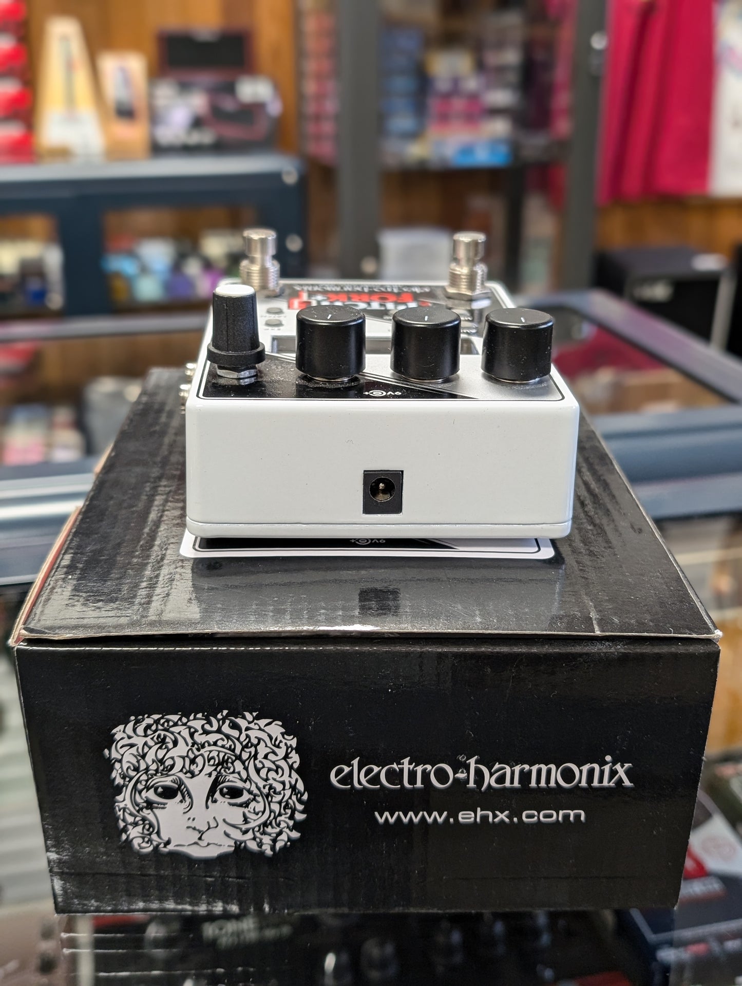 Electro-Harmonix Pitchfork+ Polyphonic Pitch Shifter w/Box (Used)