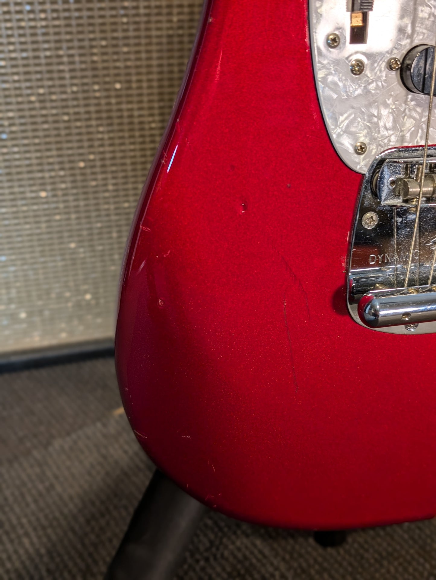 Fender Made in Japan MG69/MH Mustang Electric Guitar - Candy Apple Red (2010-2011)
