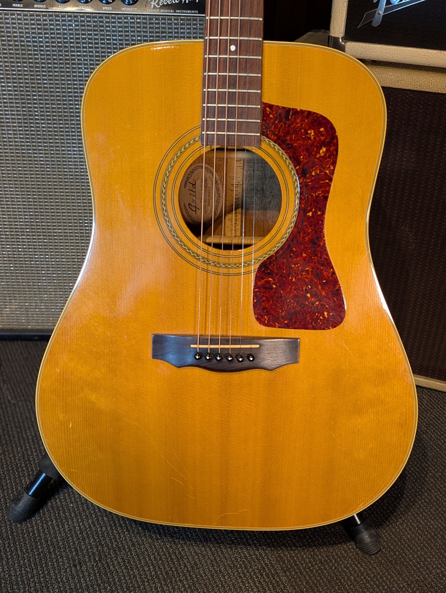 Guild DV6 HG Acoustic Guitar w/Pickup & Case - Natural (1997)