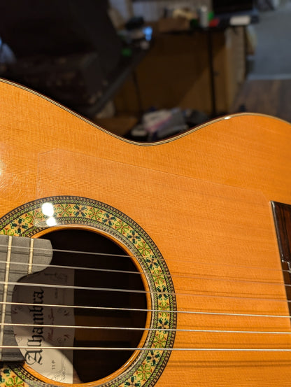 Alhambra 11P Classical Guitar w/Case (Used)