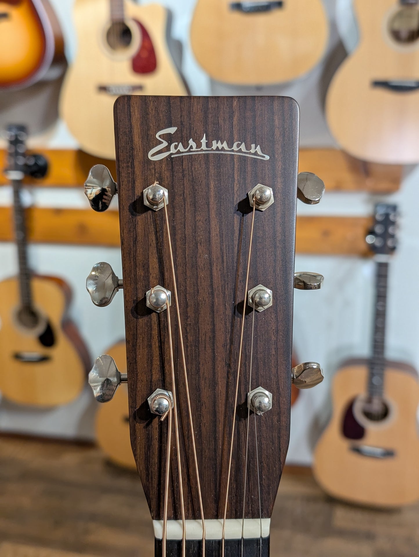 Eastman E20D-TC Dreadnought Acoustic Guitar w/Case & Pickup (2023)