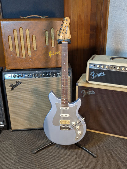 Eastman Fullertone DC'62 Electric Guitar w/Gig Bag - Ice Blue Metallic (Serial #F2500120)
