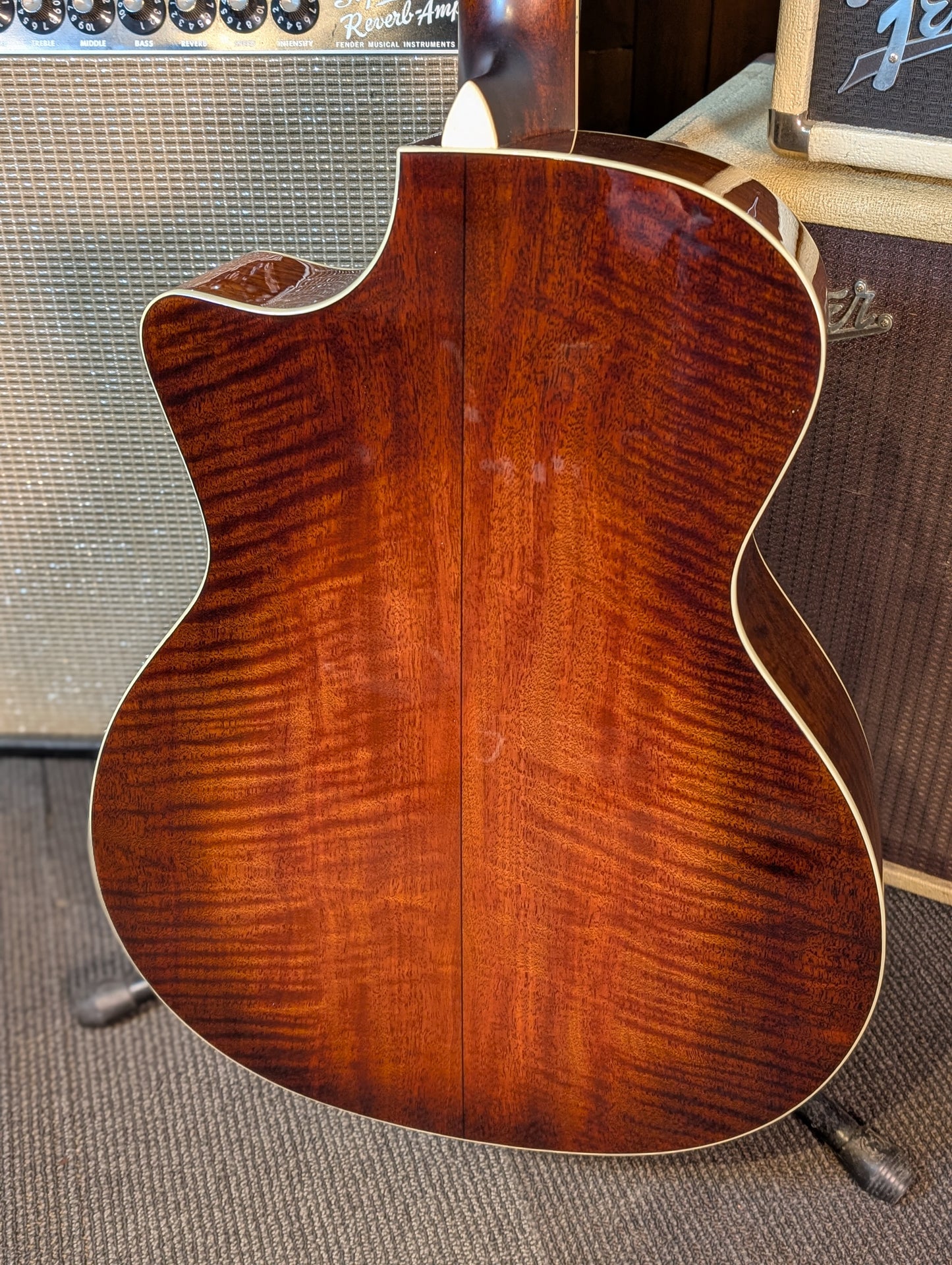 Eastman AC322CE Grand Auditorium Acoustic/Electric Guitar w/Case - Natural (Serial #M2441533)