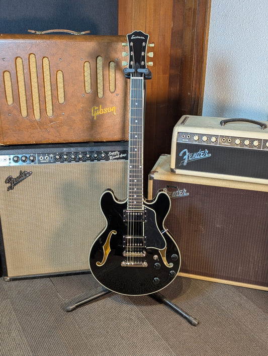 Eastman T484 Thinline Semi-Hollow Electric Guitar w/Case - Black (B-Stock)