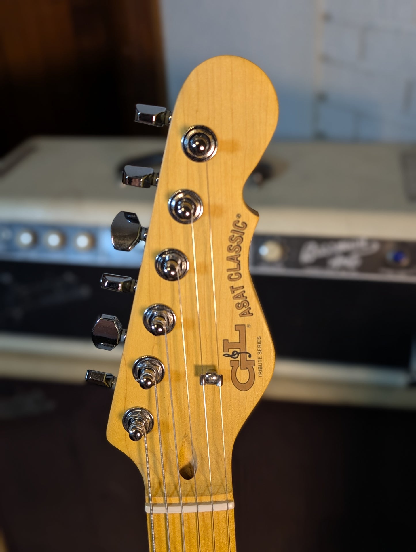 G&L ASAT Classic Bluesboy Semi-Hollow Electric Guitar - 3-Tone Sunburst (Used)