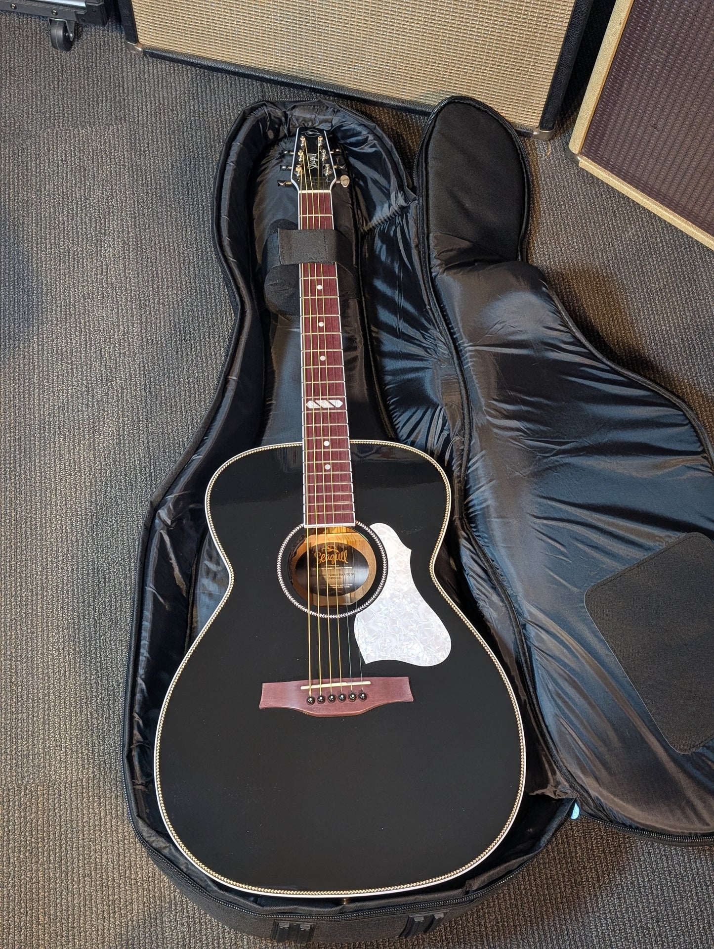 Seagull Artist Tuxedo Black Anthem EQ Acoustic/Electric Guitar w/Gig Bag - Factory Second (Serial #050574900031)