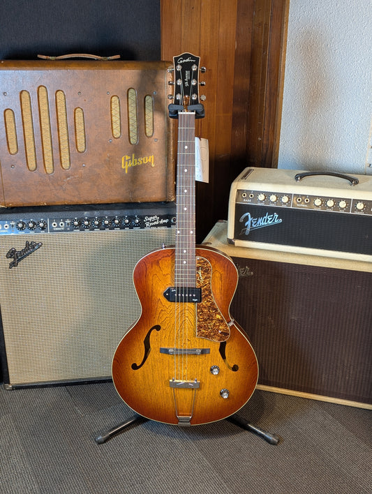 Godin 5th Avenue Kingpin P90 Hollow Body Electric Guitar w/Gig Bag Factory Second - Cognac Burst (Serial #031986900342)