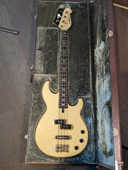 Yamaha BB3000S 4-String Passive Electric Bass Guitar w/Case - Cream White (1984)