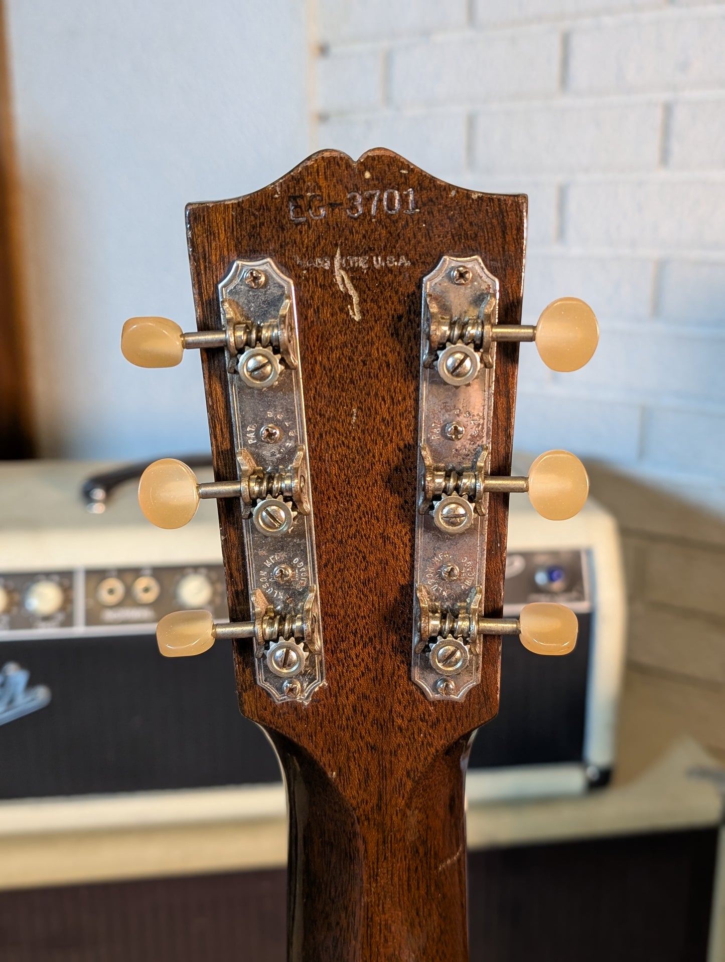 Gibson HG-00 Acoustic Guitar w/Case - Sunburst (1939)