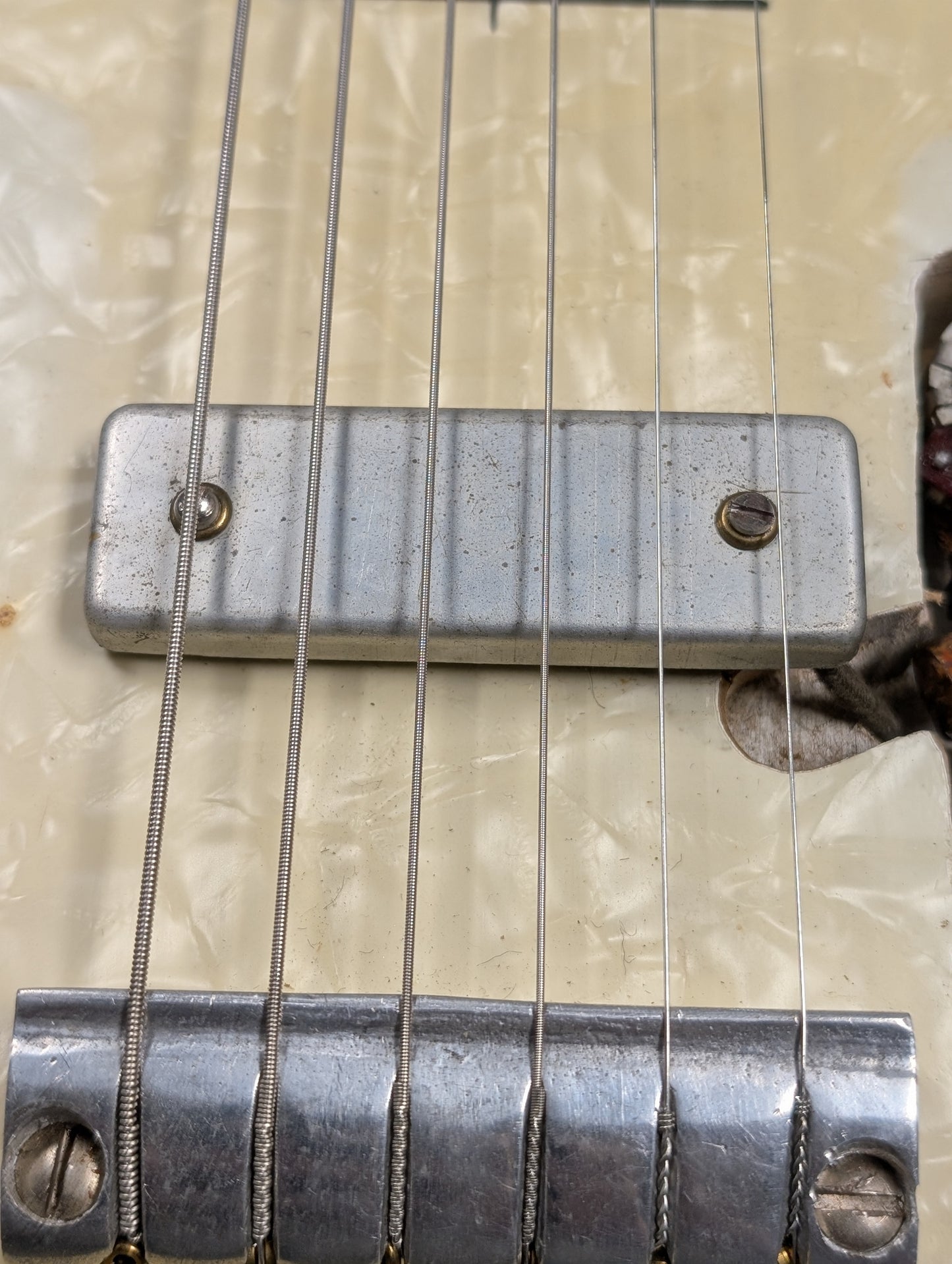 Harmony H2 Lapsteel Electric Guitar w/Case - White Pearlette (1954-1960)