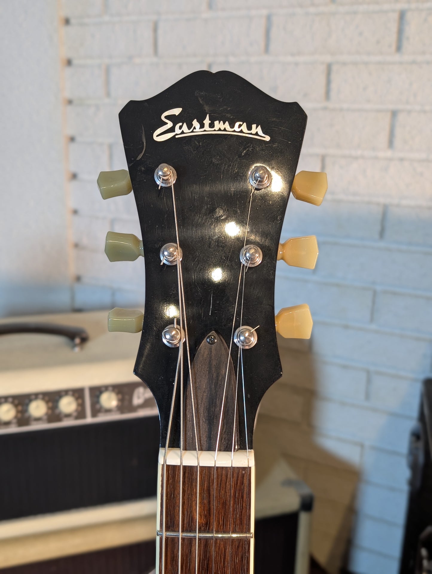 Eastman T386 Semi-Hollow Electric Guitar w/Case - Red (2013)