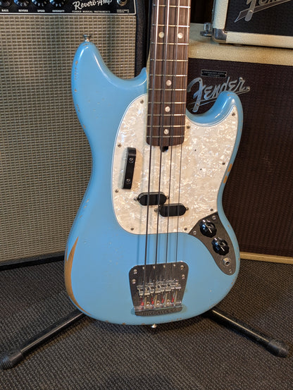 Fender JMJ Road Worn Mustang Bass - Faded Daphne Blue (2022)