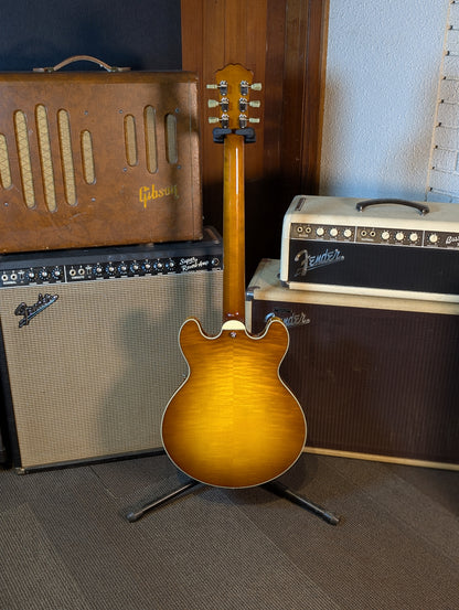 Eastman T484 Thinline Hollowbody Electric Guitar w/Case - Goldburst (B-Stock)