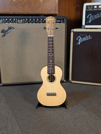 Eastman EU2-C Solid Wood Concert Ukulele w/Gig Bag - Natural (B-Stock Serial #M2408159)