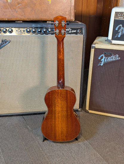 Eastman EU3-T Solid Wood Tenor Uklele w/Case - Classic Finish (B-Stock Serial #M2319178)