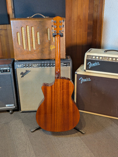 Eastman AC122-2CE Deluxe Acoustic/Electric Guitar w/Gig Bag - Sunburst (B-Stock Serial #M2406708)