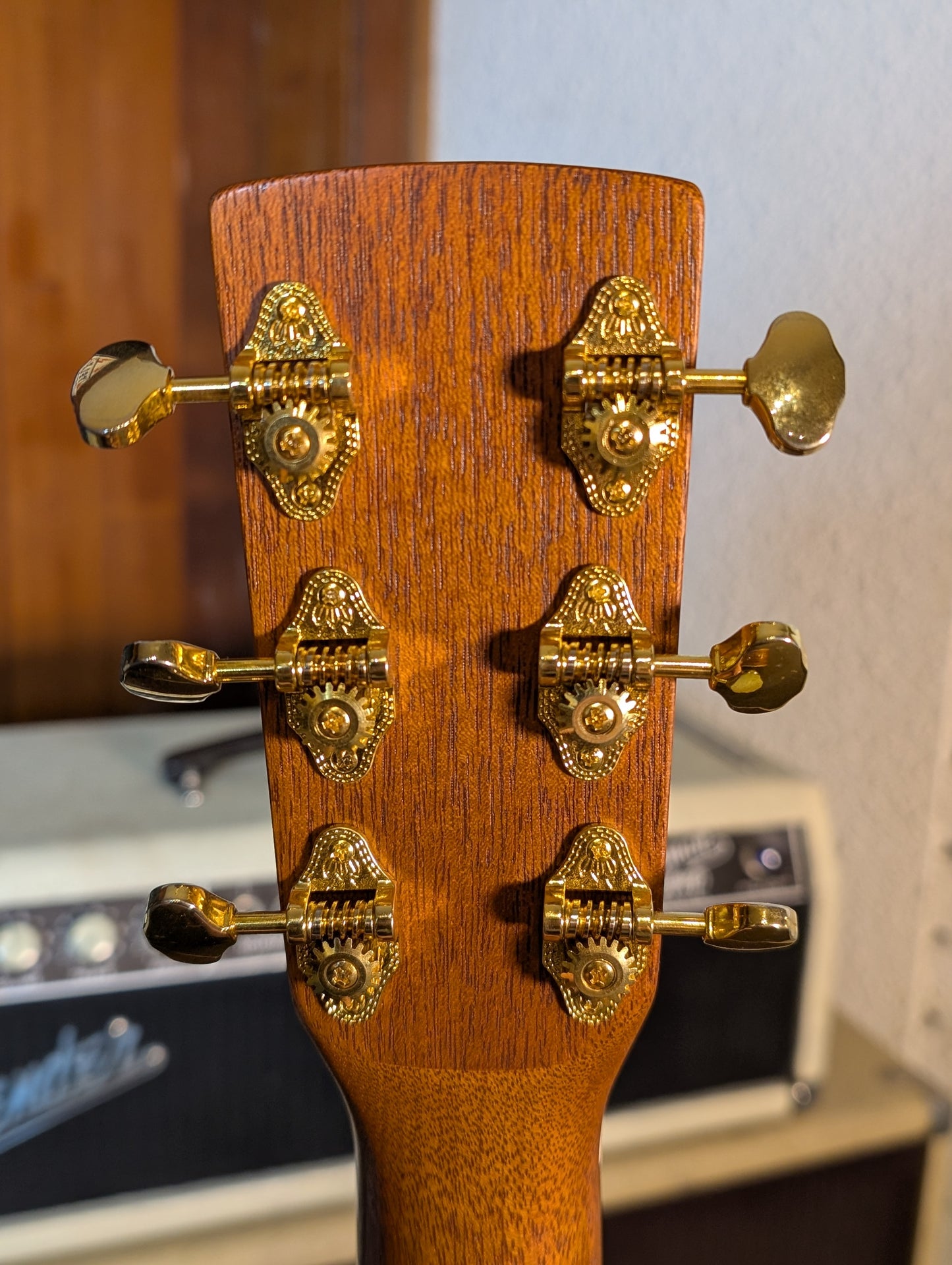 Simon & Patrick Showcase Mahogany Acoustic Guitar w/Pickup & Case - Natural (Used)