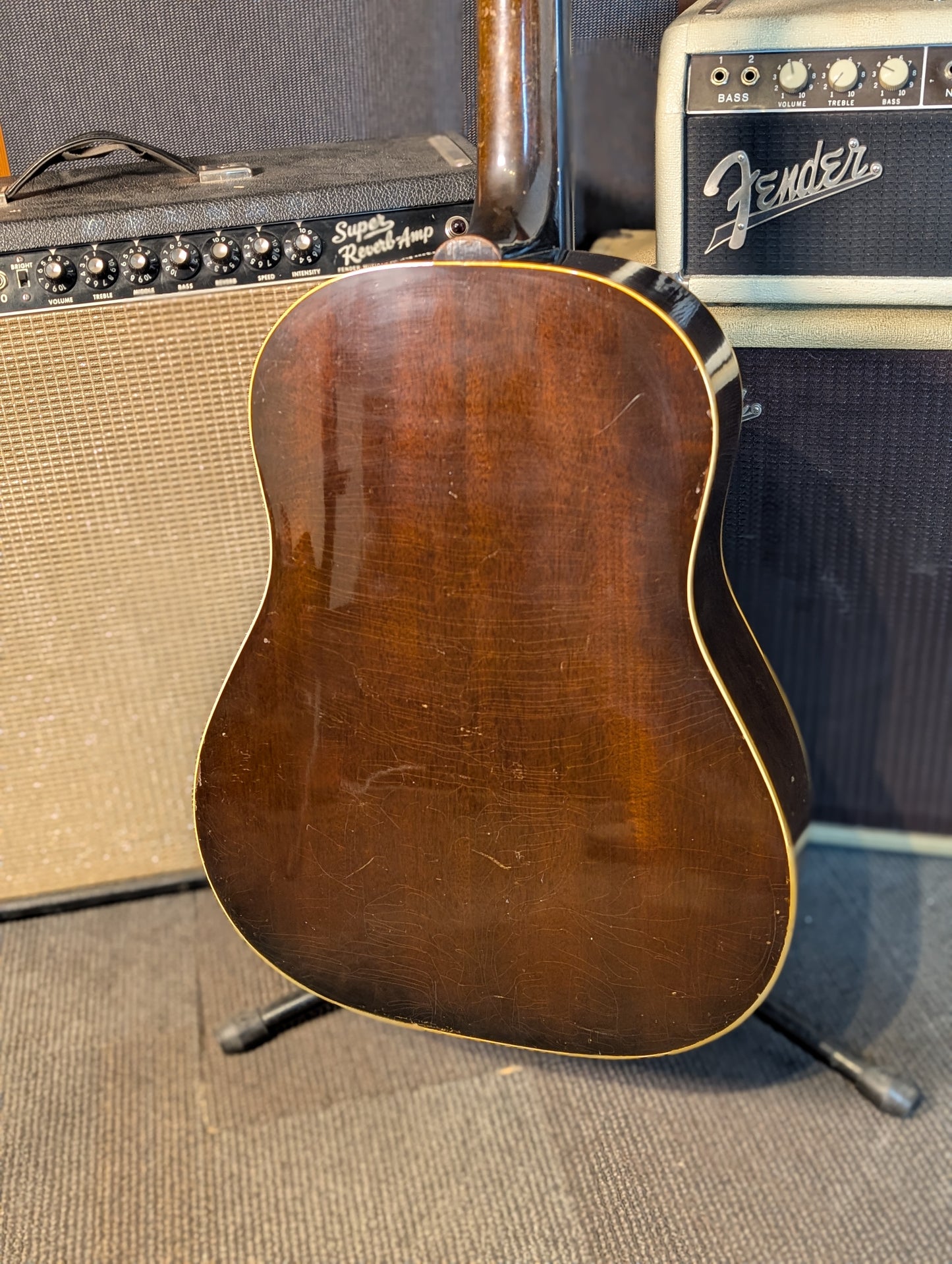 Gibson J-45 Dreadnought Acoustic Guitar w/Case - Sunburst (1955)