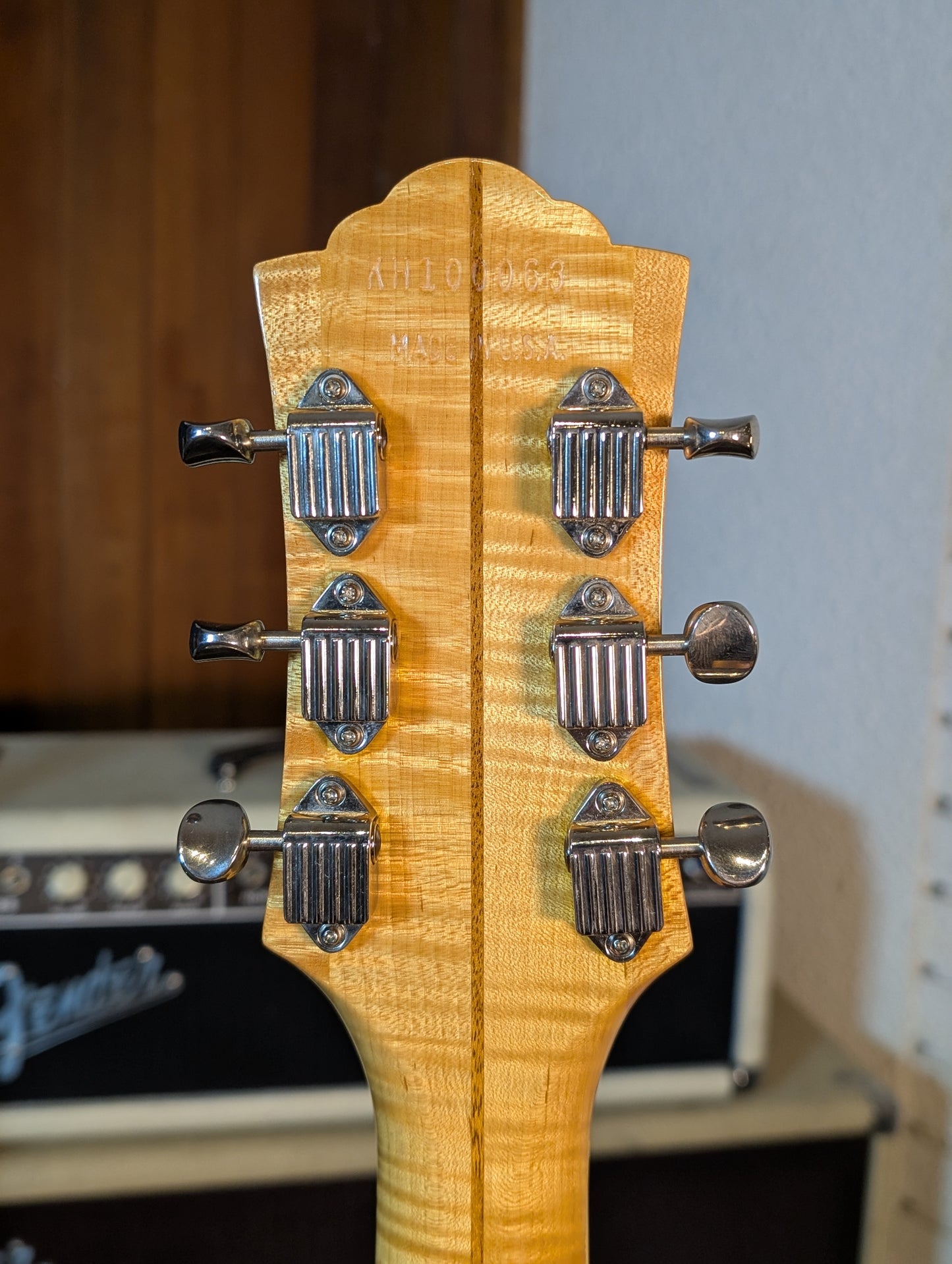 Guild F-44 Mini Jumbo Acoustic Guitar w/Case - Blonde (1983-1984)