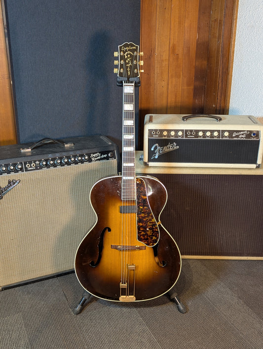 Epiphone Broadway Acoustic/Electric Archtop Guitar w/Case - Sunburst (1946)